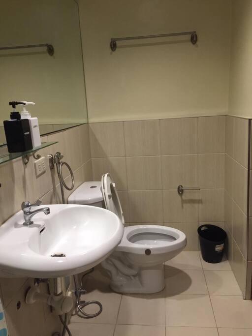 Spacious B302 Apartment
