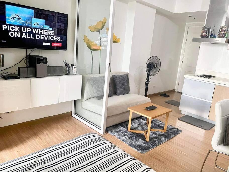 Apartment Meljean Staycation Manila