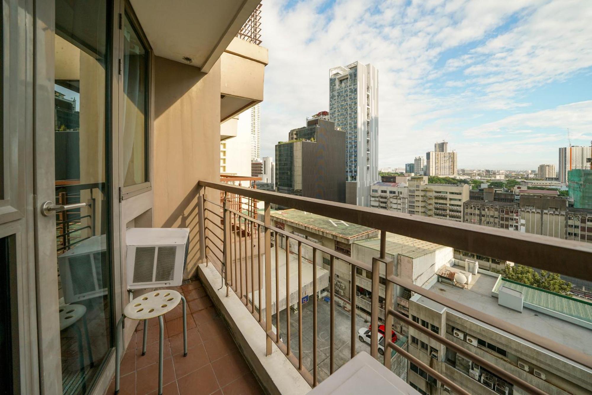 Apartment Kl Tower Makati By Ph Staycation
