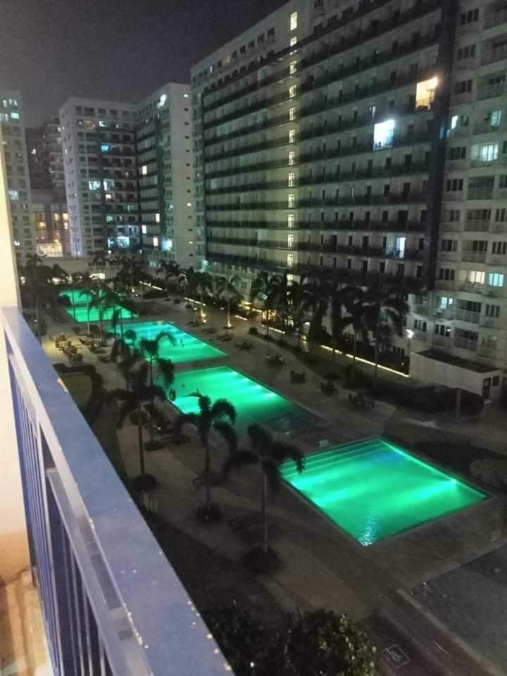 Sea Residences Tower F Pasay Moa Complex * Manila