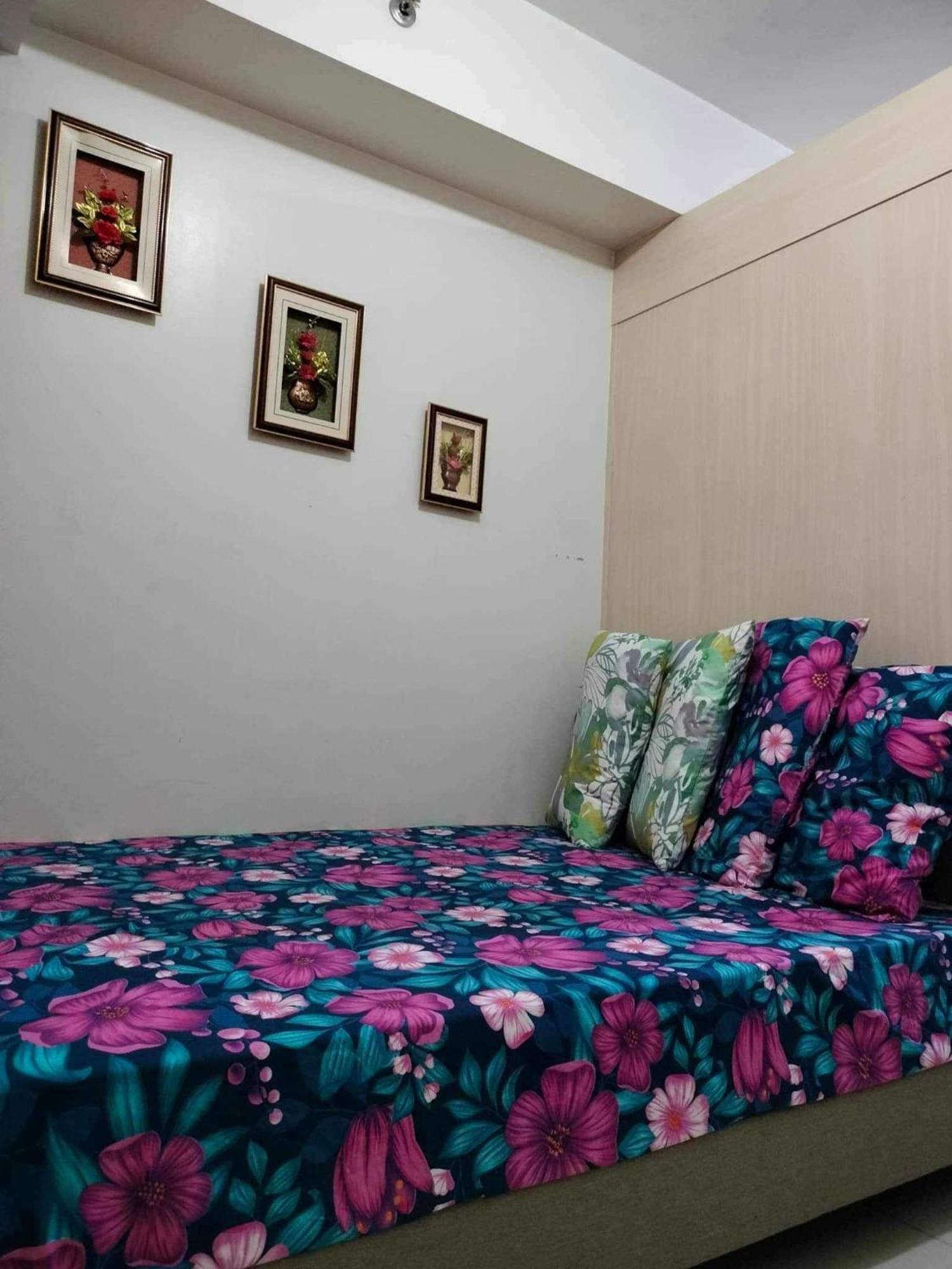 Sea Residences Tower F Pasay Moa Complex * Manila
