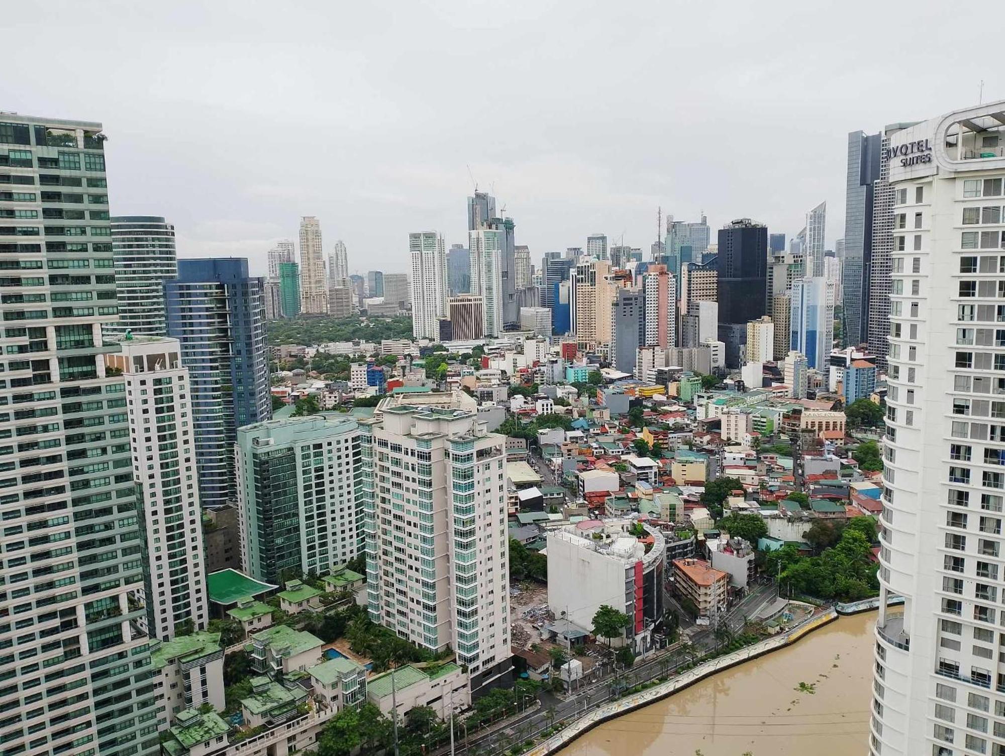 De Michi - Acqua Private Residences Manila