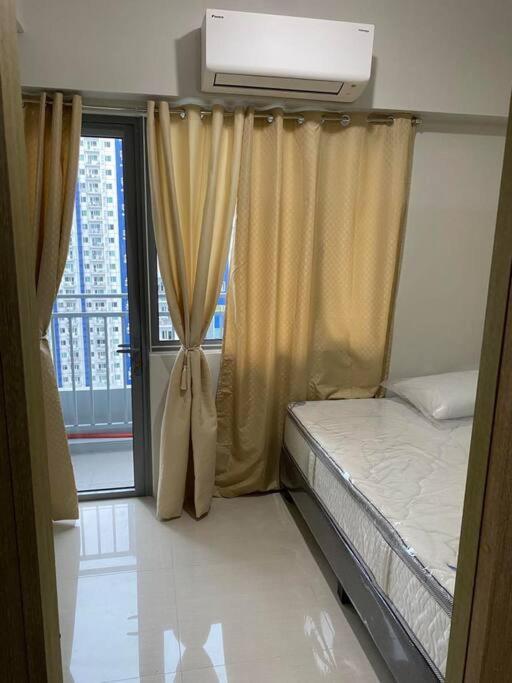 Apartment #7 Grass Residences Tower4 41f