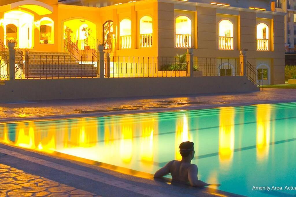 Chateau Elysee A22 Near Bar Resto Mall Airport Manila