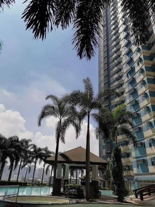 Apartment The Grand Towers Manila