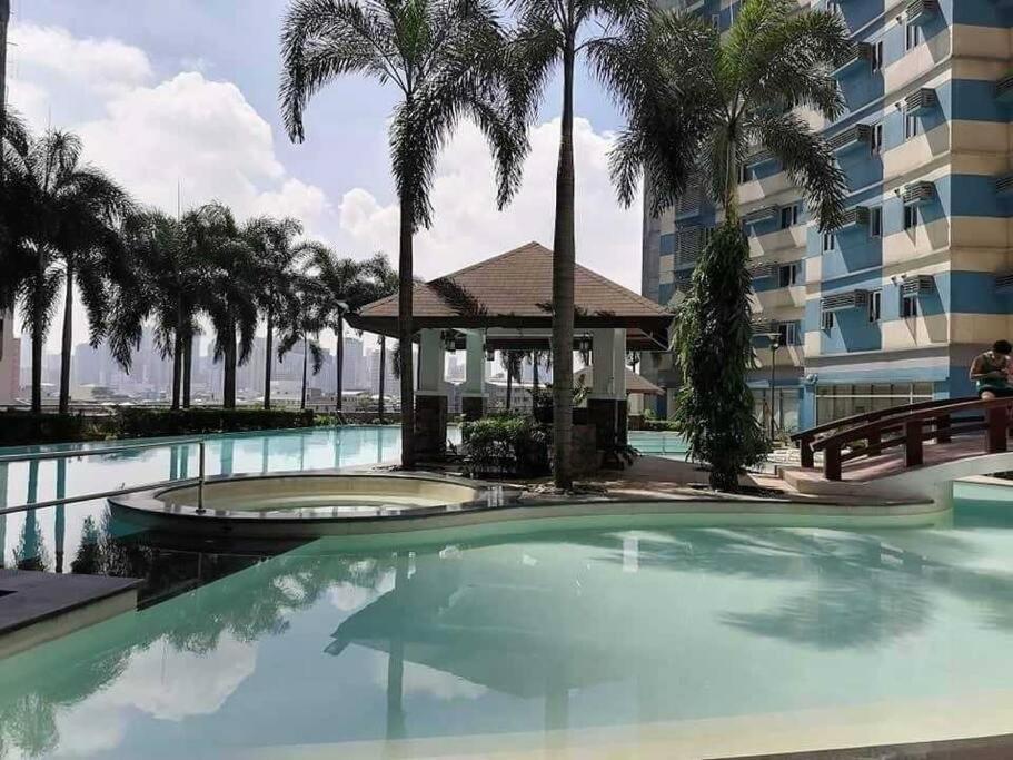 Apartment The Grand Towers Manila