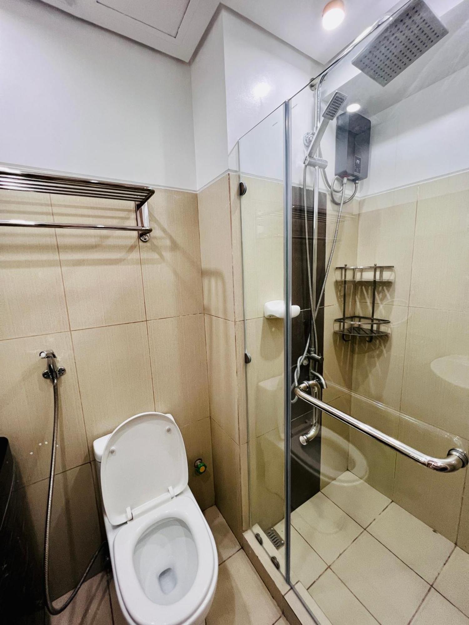 Apartment Breeze Residences - Bay View