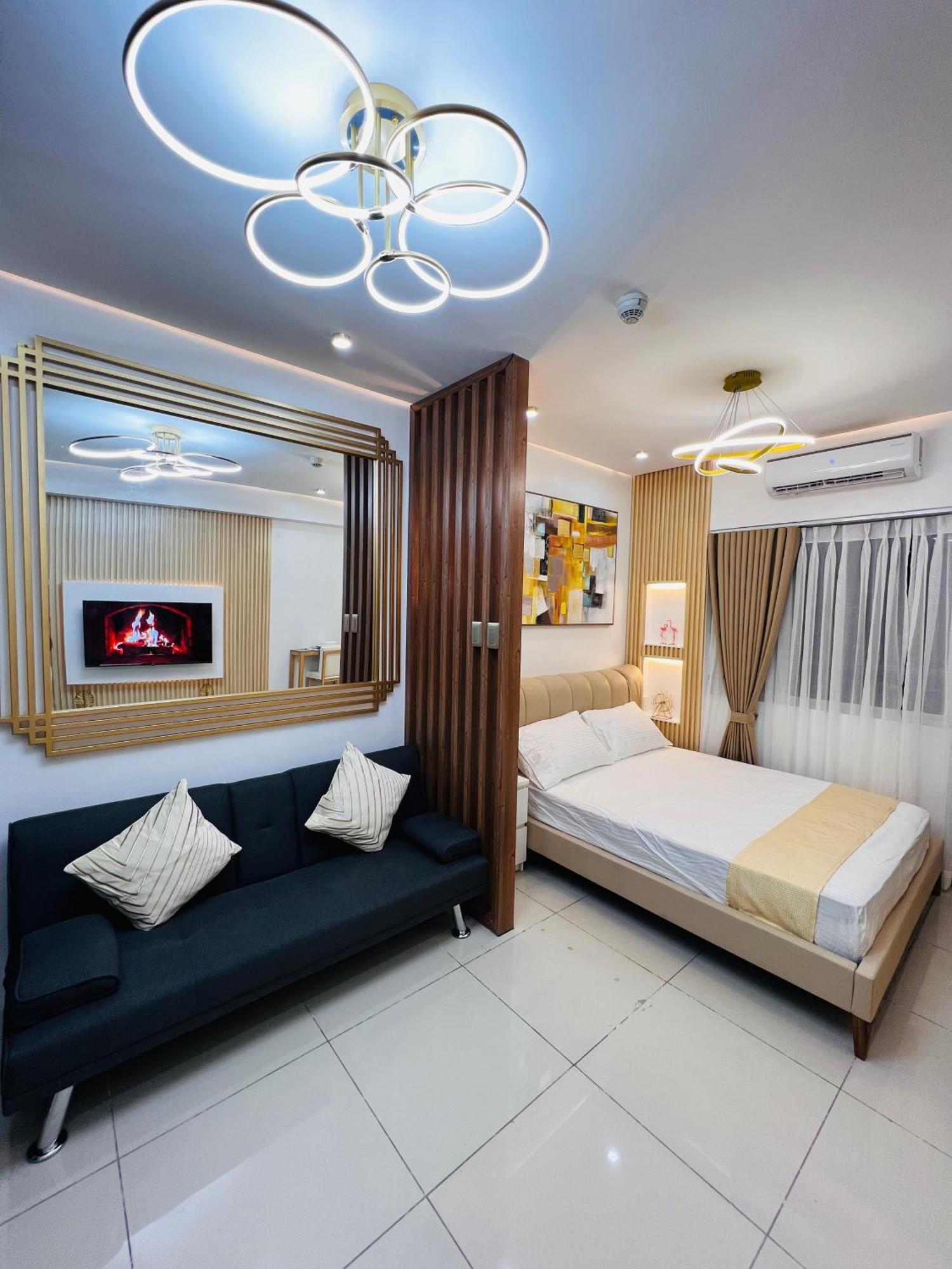 Breeze Residences - Bay View Apartment Manila