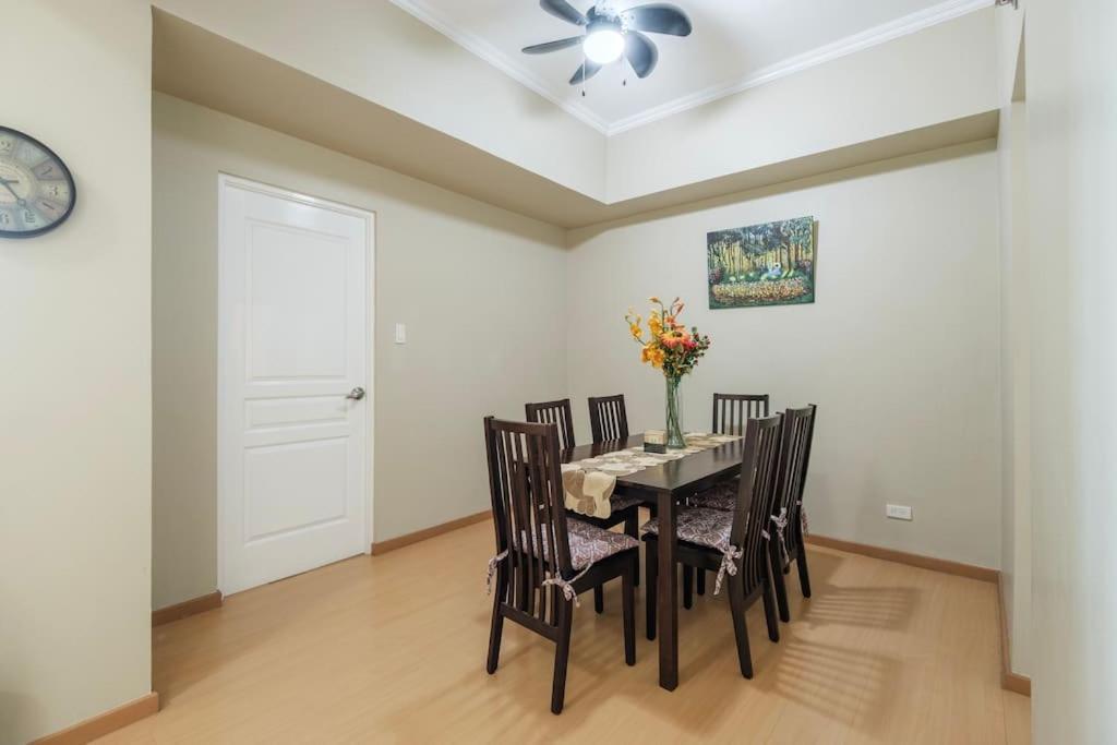 Stayhere Burgos Circle 1 Bedroom Avant@fort Gym Apartment