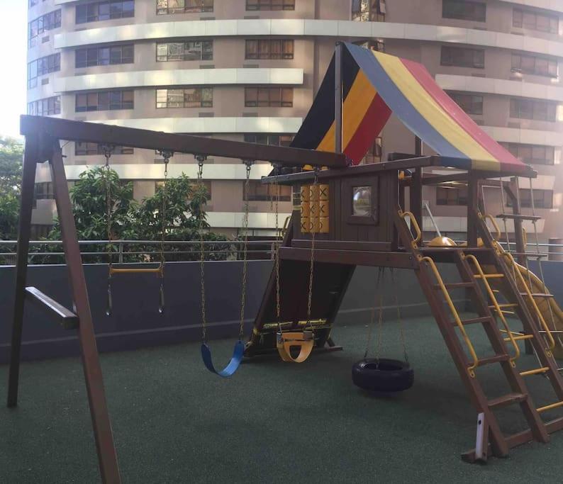 Stayhere Burgos Circle 1 Bedroom Avant@fort Gym Apartment *