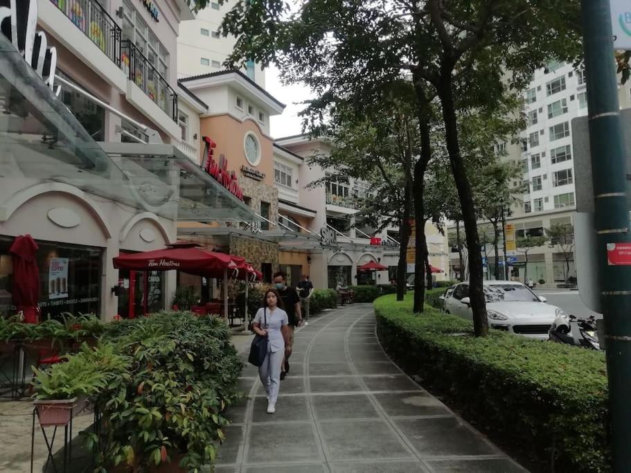 Stayhere Burgos Circle 1 Bedroom Avant@fort Gym Apartment Manila
