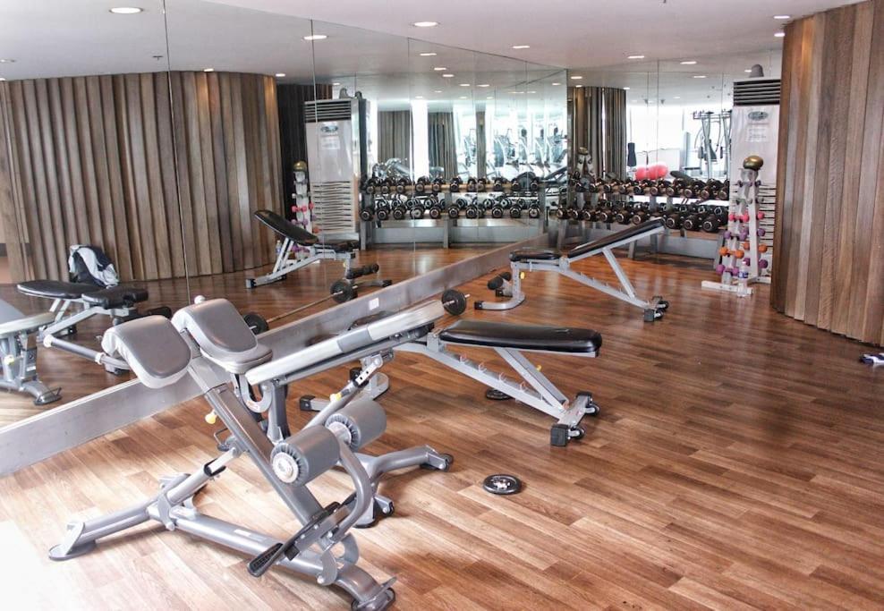 Stayhere Burgos Circle 1 Bedroom Avant@fort Gym Apartment *
