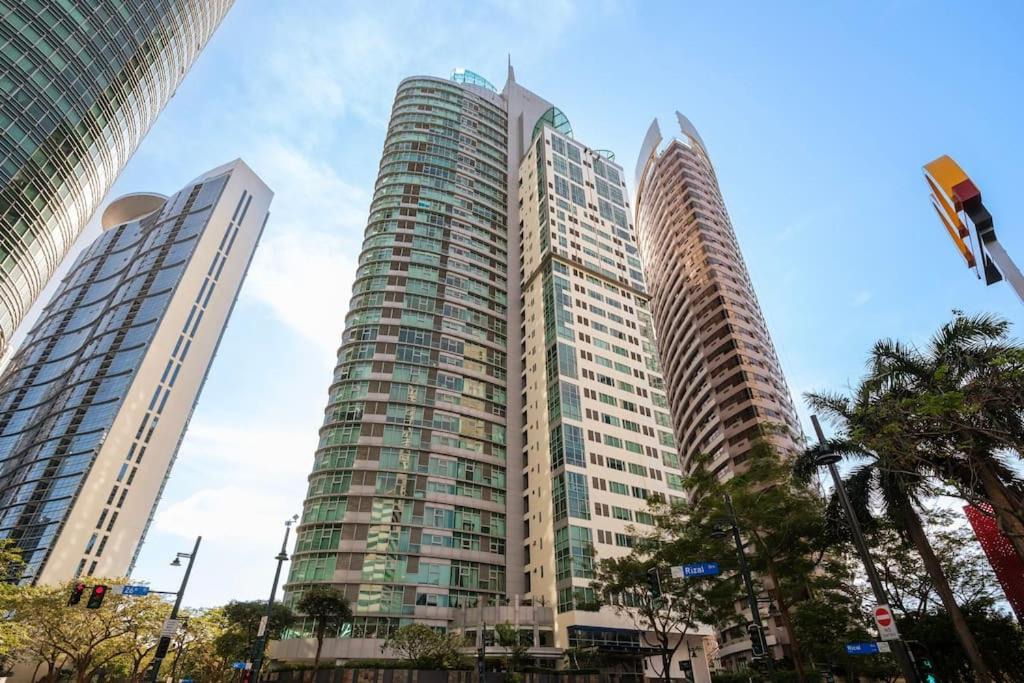 Stayhere Burgos Circle 1 Bedroom Avant@fort Gym * Manila