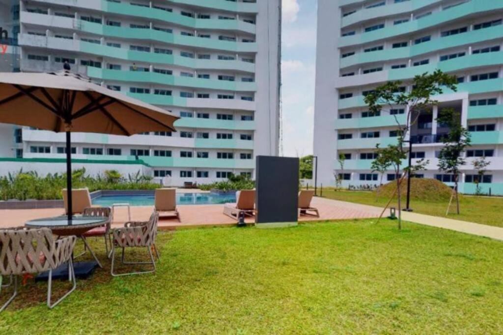 Apartment Cozy Penthouse I Wi-fi I Netflix L Pool Manila