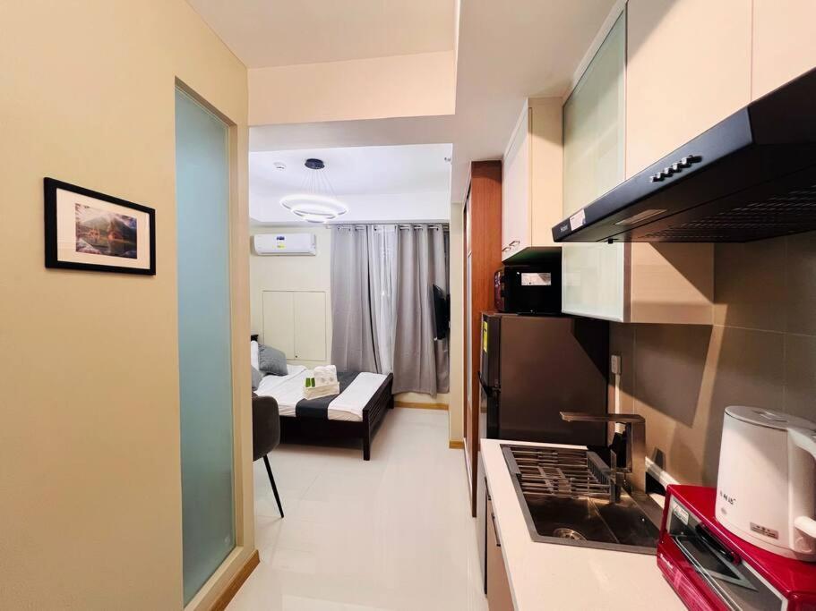 Apartment 1br Condotel At Sunshine100 Plaza - 17f #ss06 Manila