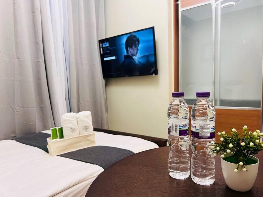 1br Condotel At Sunshine100 Plaza - 17f #ss06 * Manila