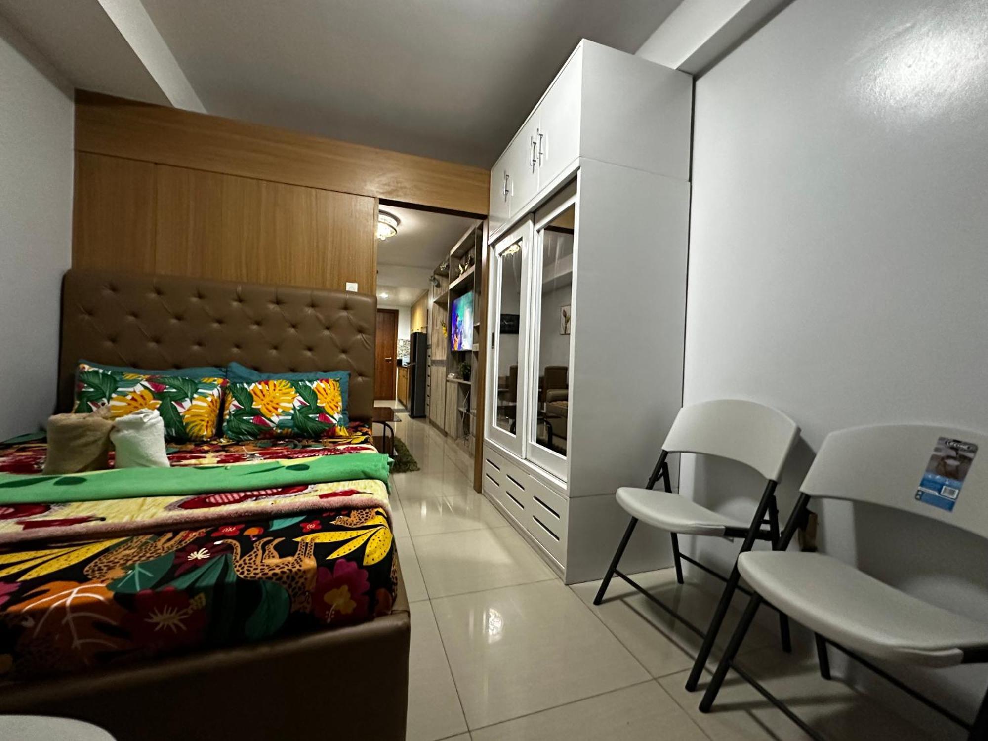 Shell Residences Prime Moa/jo Alano