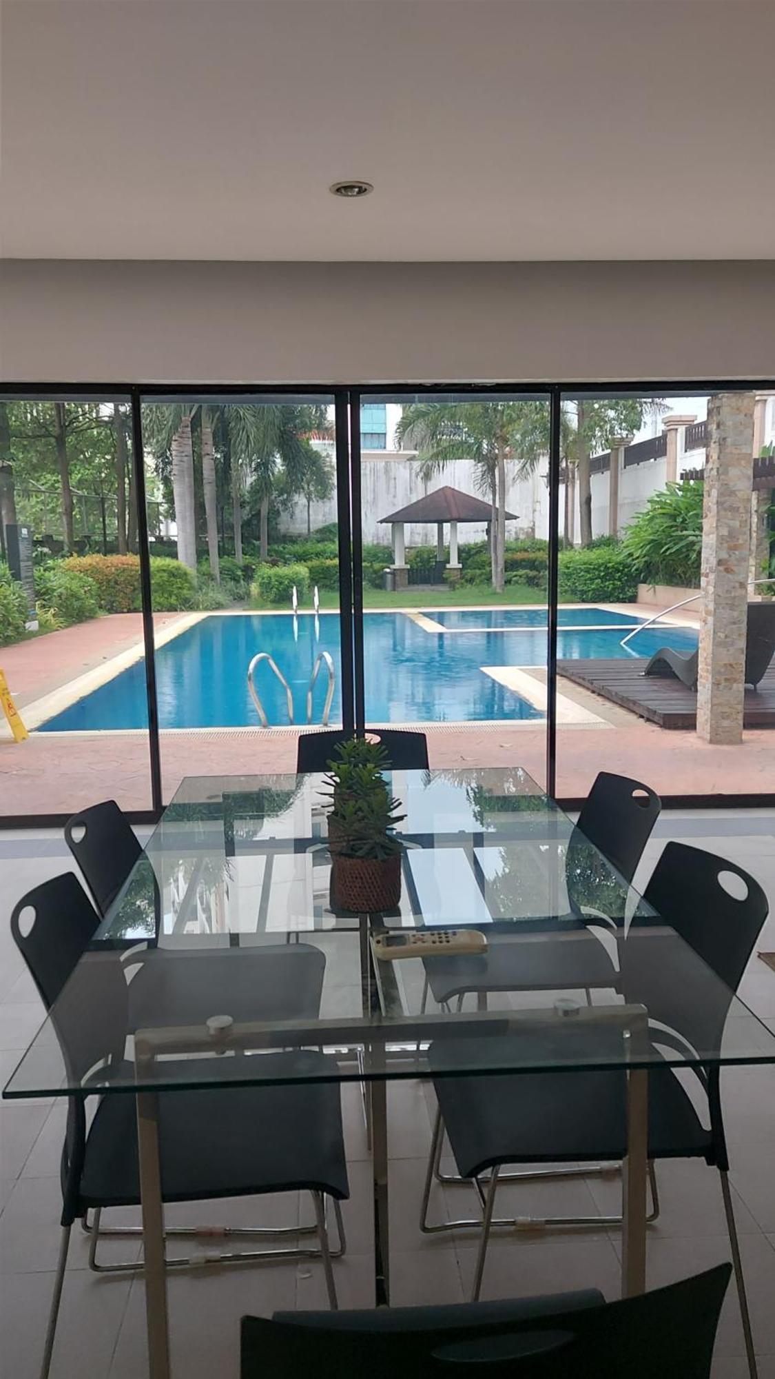 Apartment Minimalist Tower 2 Filinvest Alabang Muntinlupa *