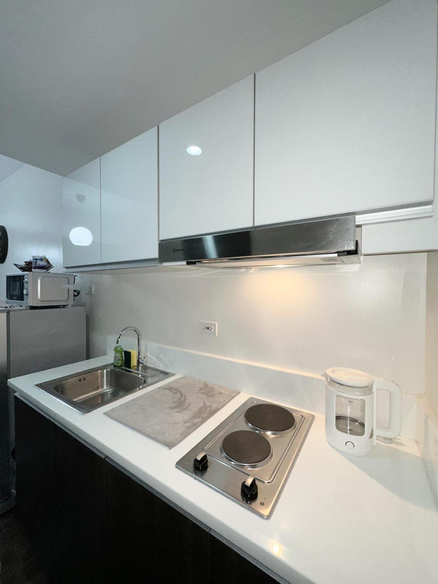 Air Space Apartment *
