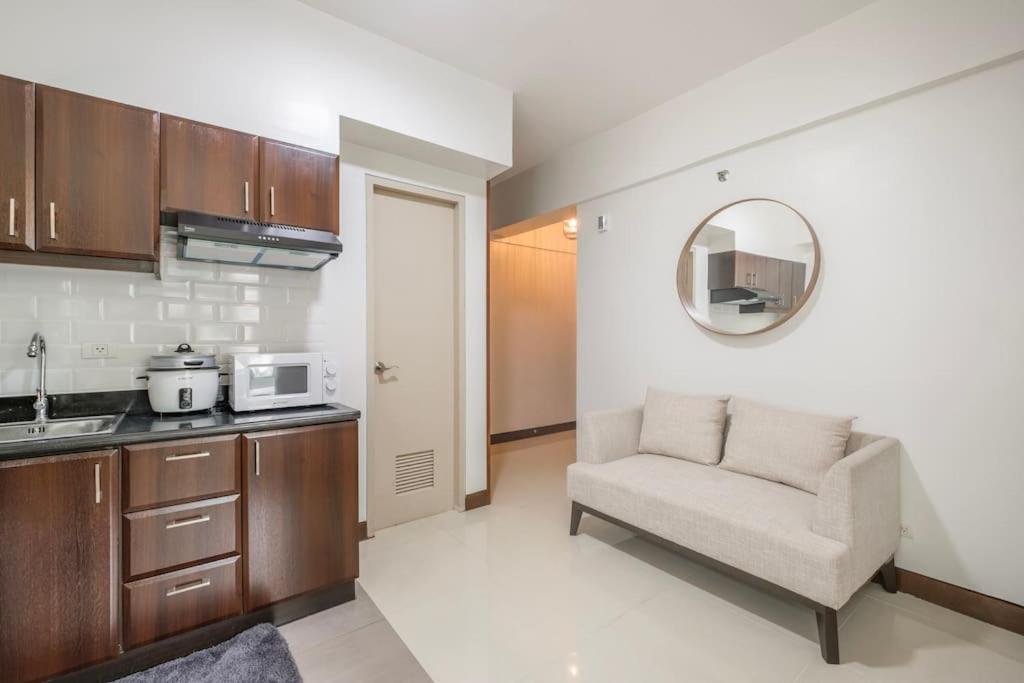 Modern Stylish In Stamford Mckinley Wi-fi