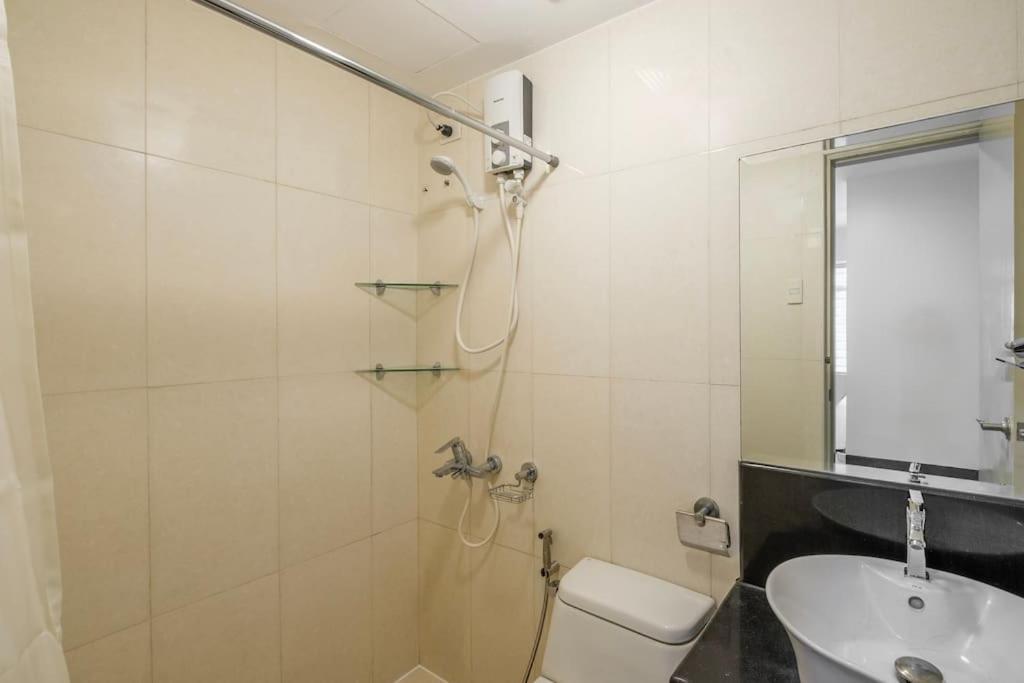 Modern Stylish In Stamford Mckinley Wi-fi