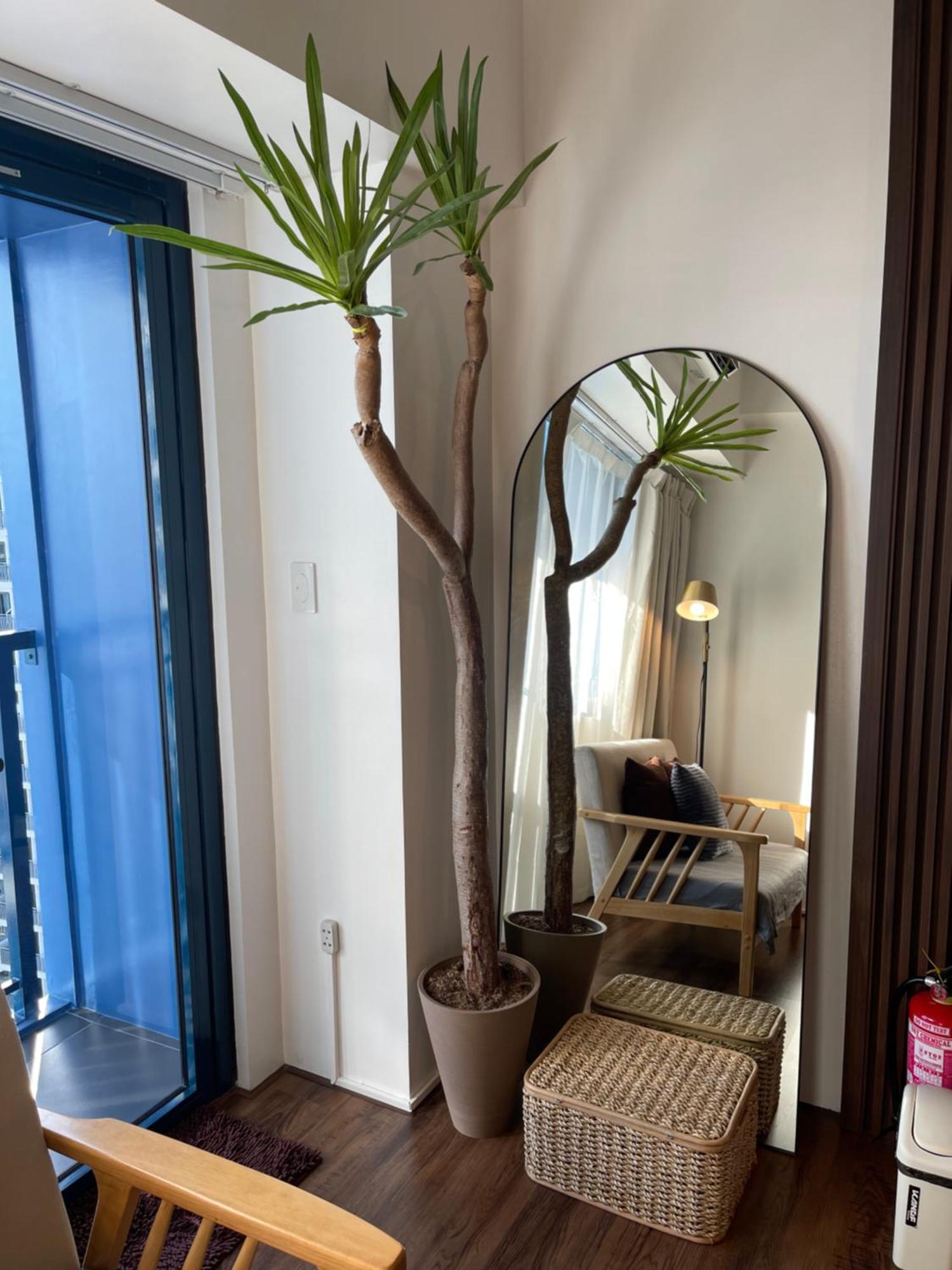 Muji-inspired Home-tel In The Heart Of Makati Apartment