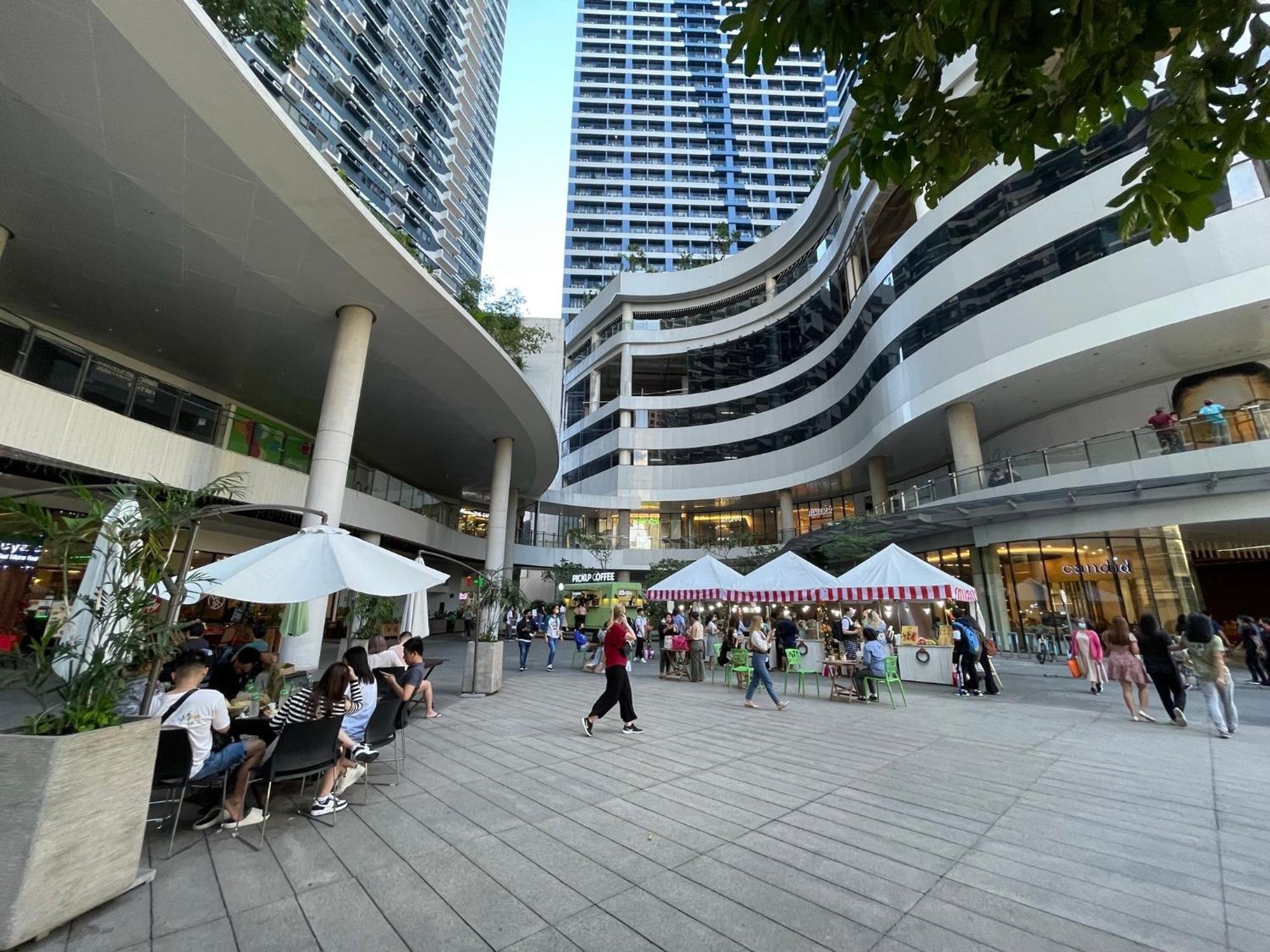 Muji-inspired Home-tel In The Heart Of Makati Manila
