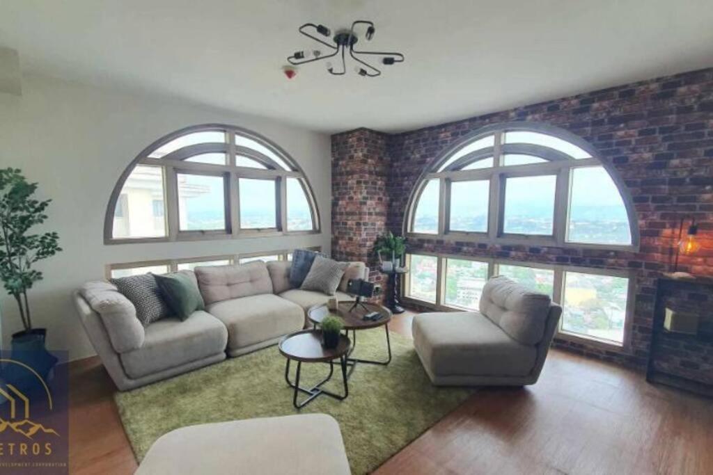 Penthouse In Quezon Ri * Manila