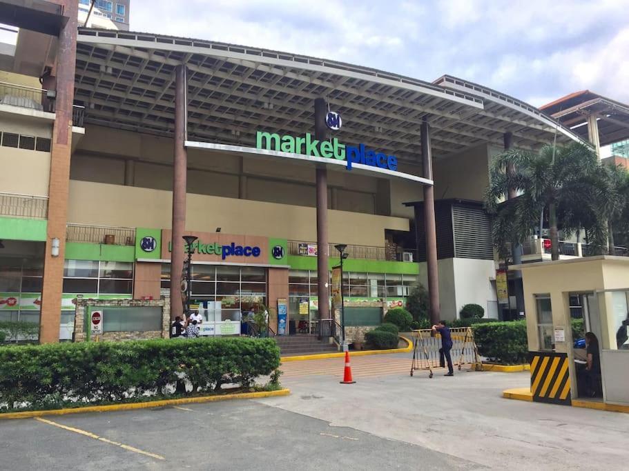 Apartment Stayhere Penthouse Executive 3br In Vibrant Makati