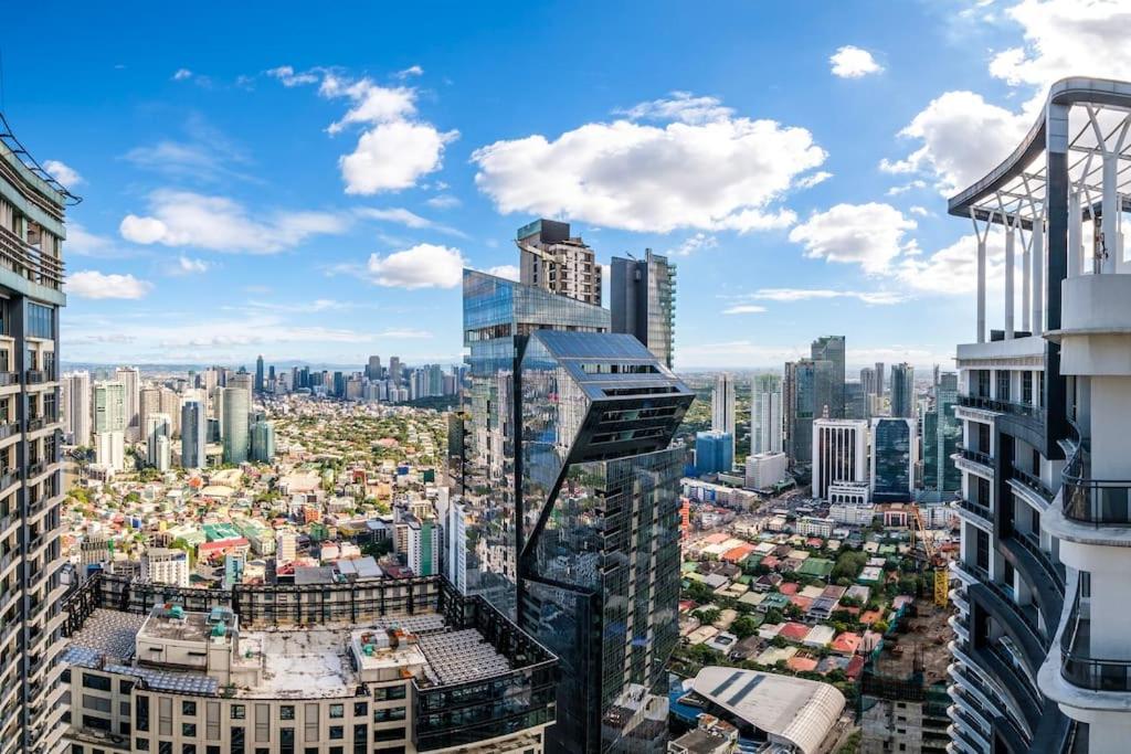 Stayhere Penthouse Executive 3br In Vibrant Makati Apartment
