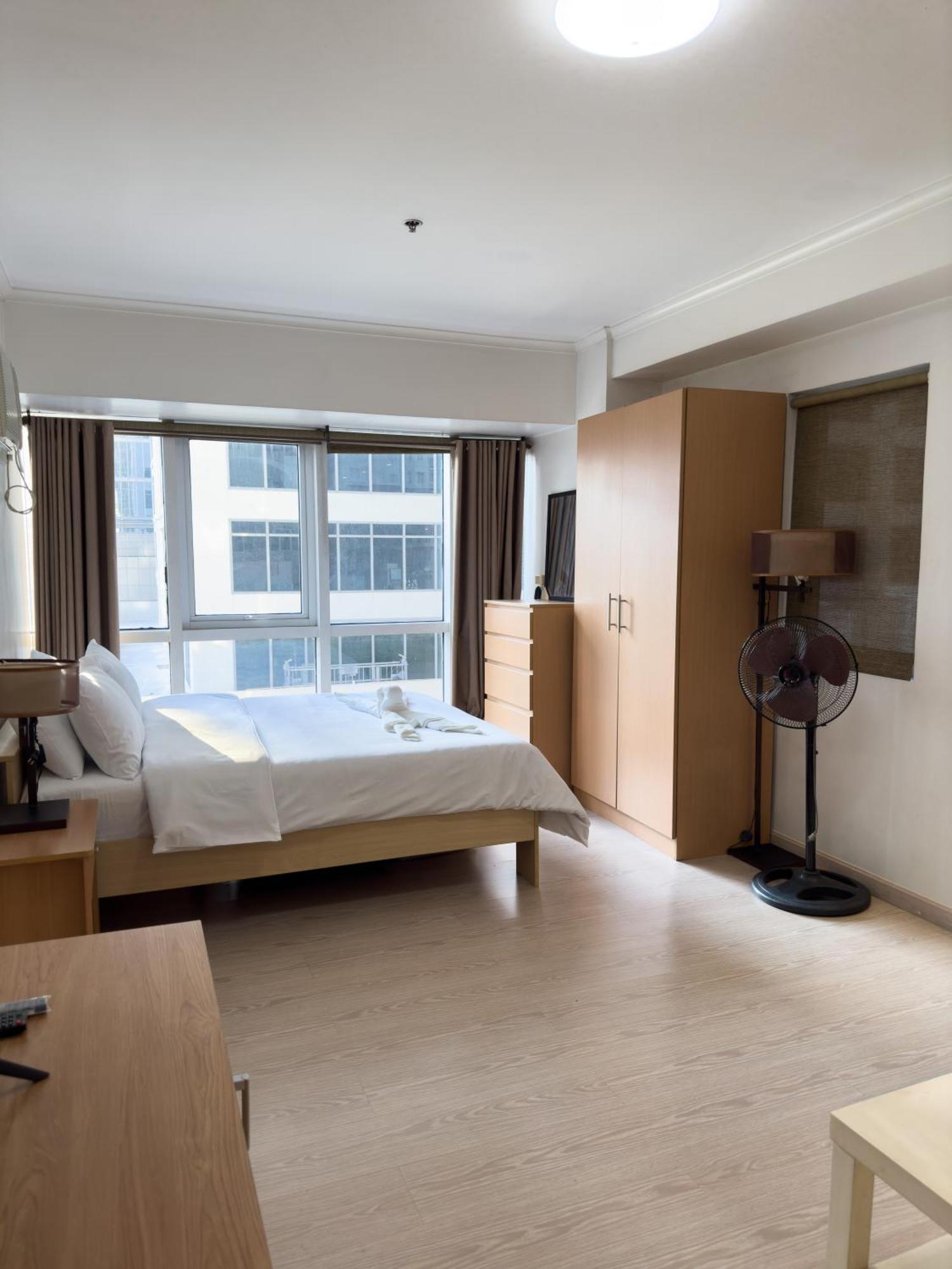 Stayhere Bgc In Soma Near Sm Aura Apartment Manila