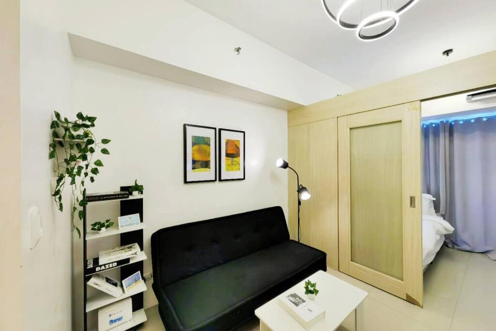 1br Condotel W/ Balcony Sm Light Residences - Lt05 Apartment Manila