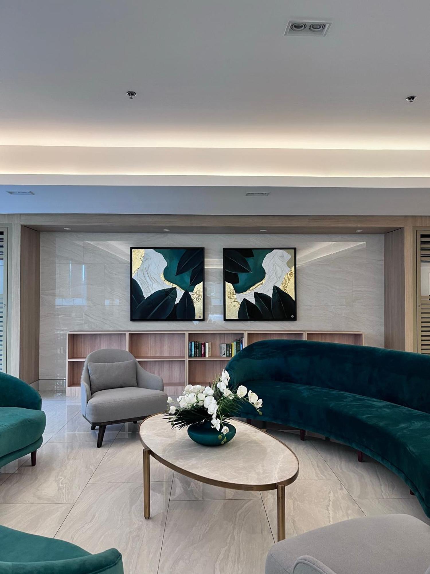 Apartment Deluxe Executive Corner Unit In Makati Manila