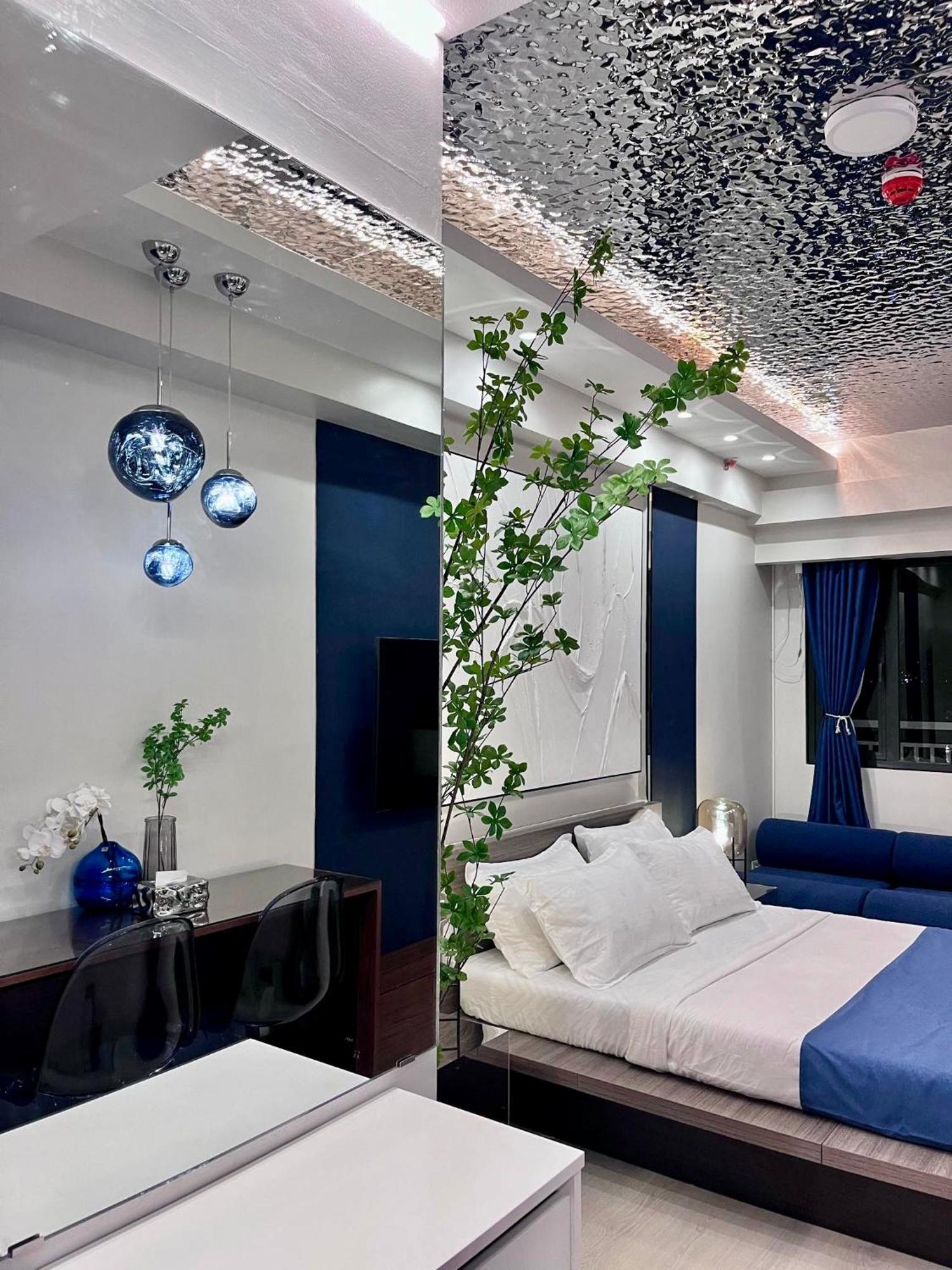 Deluxe Executive Corner Unit In Makati Apartment