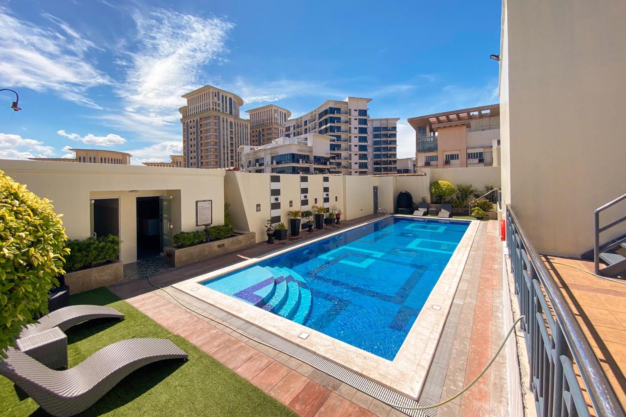 Apartment Modern Stylish In Stamford Mckinley Wi-fi Manila