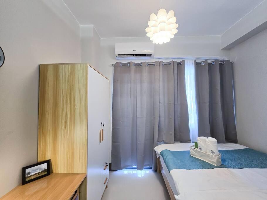 1br Unit Condotel W Balcony Fame Residences -fm29 * Manila