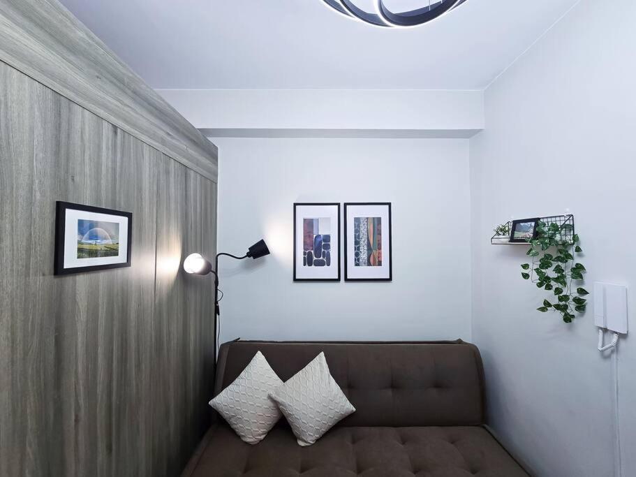 Apartment 1br Unit Condotel W Balcony Fame Residences -fm29 *