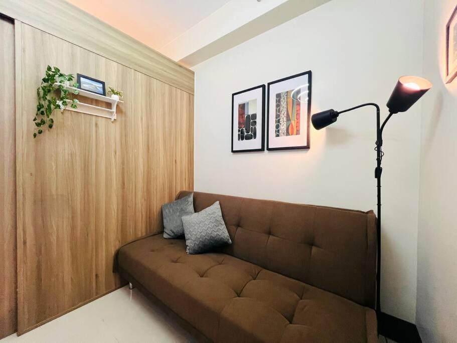 1br Unit Condotel W Balcony Fame Residences -fm28 Manila