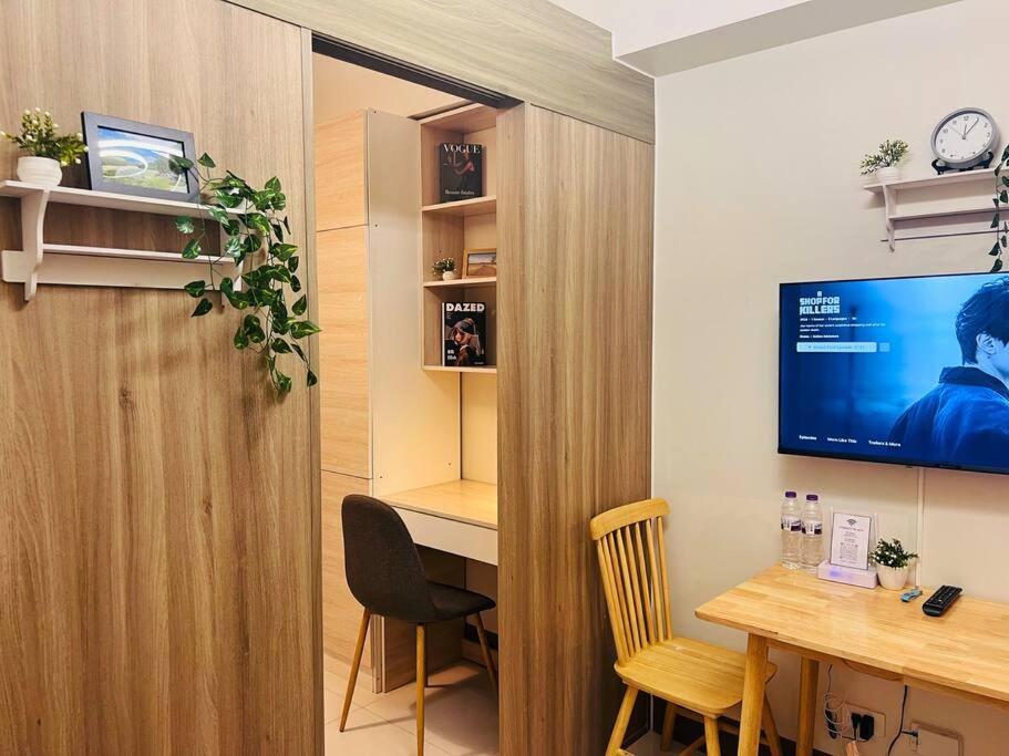 Apartment 1br Unit Condotel W Balcony Fame Residences -fm27
