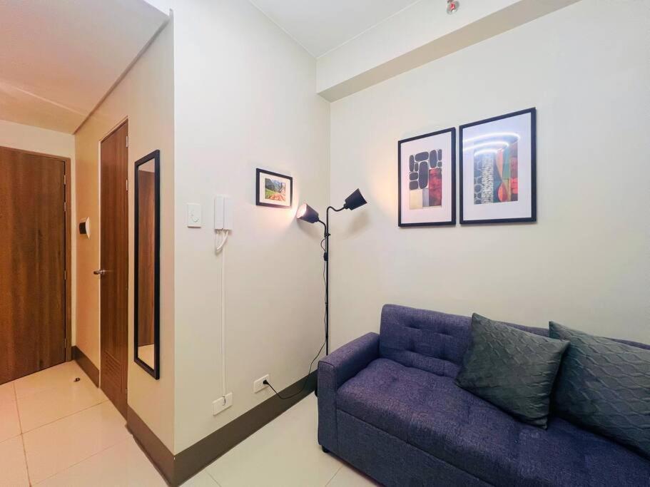 1br Unit Condotel W Balcony Fame Residences -fm26 Apartment Manila