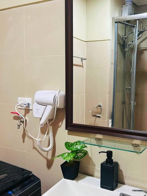 1br Unit Condotel W Balcony Fame Residences -fm26 *