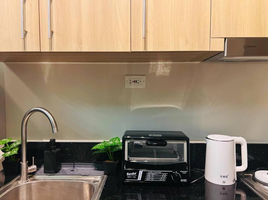 Apartment 1br Unit Condotel W Balcony Fame Residences -fm26 *