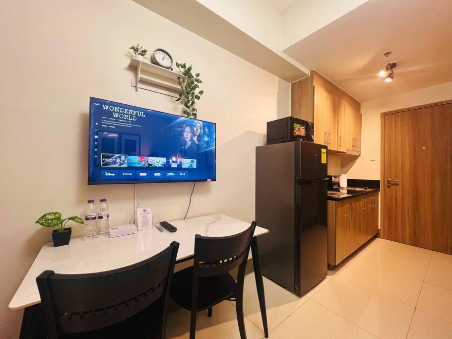 1br Unit Condotel W Balcony Fame Residences -fm26 Apartment