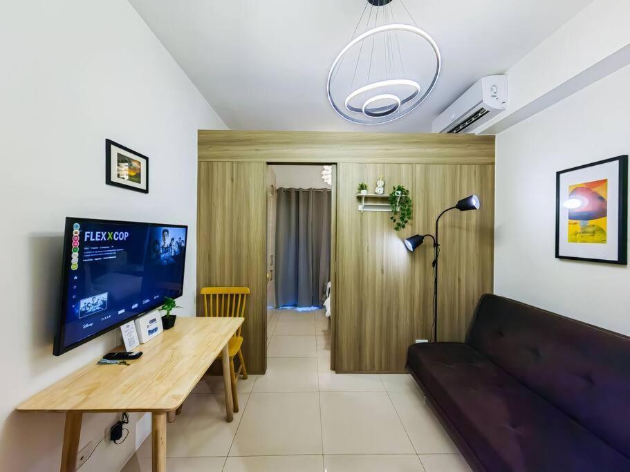 1br Unit Condotel W Balcony Fame Residences -fm08 Apartment