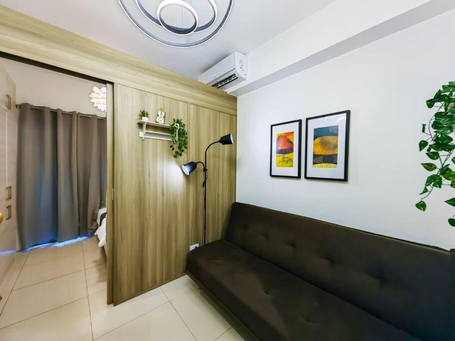 1br Unit Condotel W Balcony Fame Residences -fm08 Apartment *