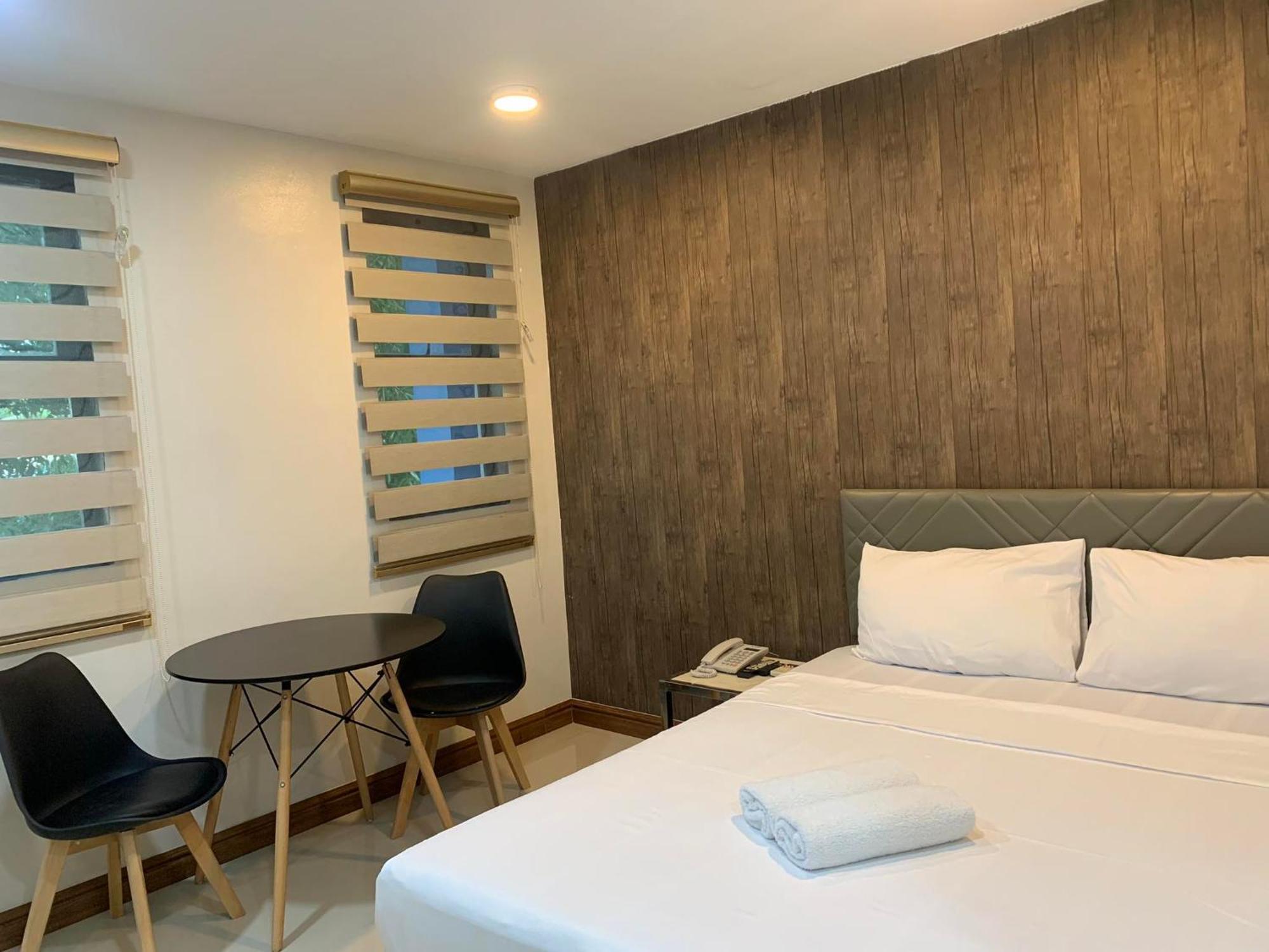 Maine Residences Hotel Manila
