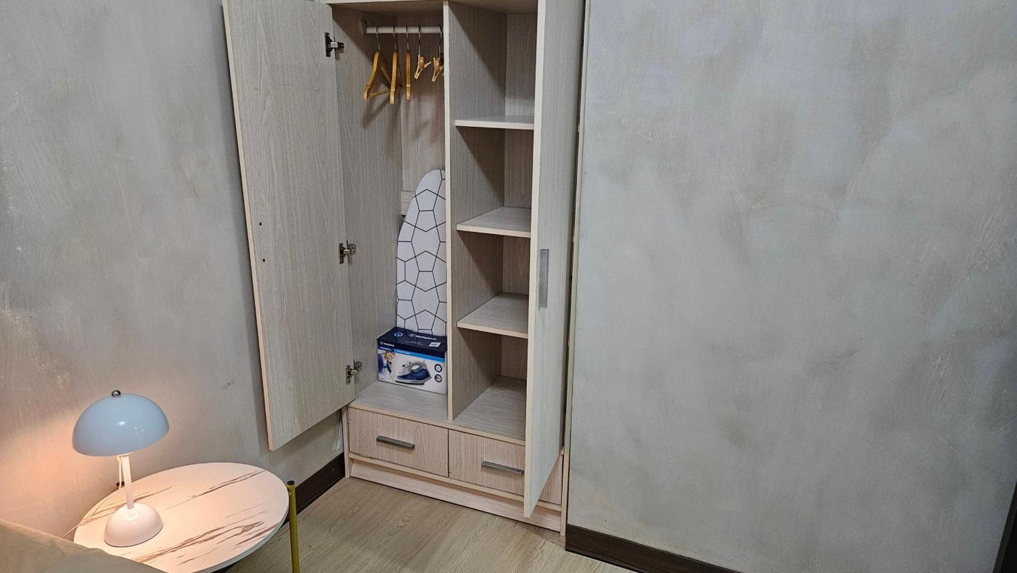 Cozy Budget-friendly 2-bedroom Condo, Near The Airport Apartment Manila