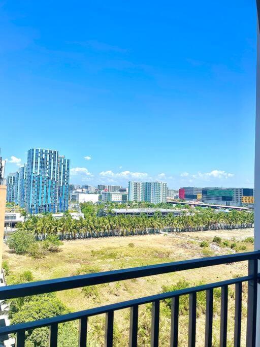 Shore Residences Moa Pasay Naia Apartment Manila