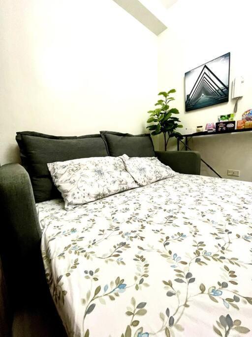 Apartment Shore Residences Moa Pasay Naia Manila