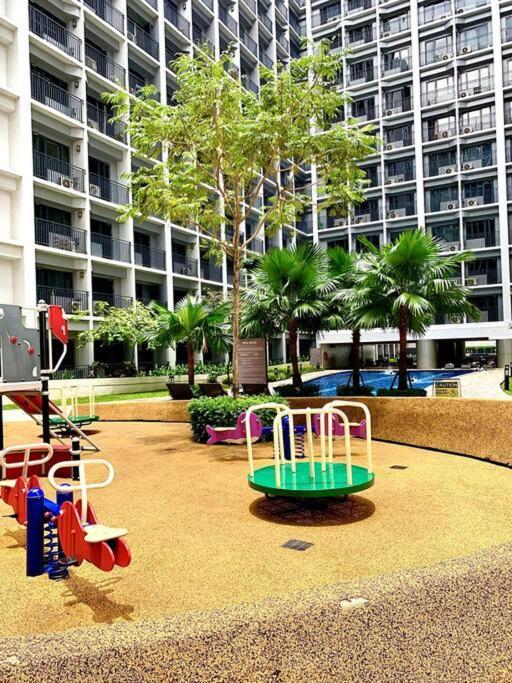 Shore Residences Moa Pasay Naia *